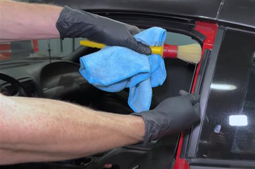 1994-2004 Mustang Roof Rail Weatherstrip Installation